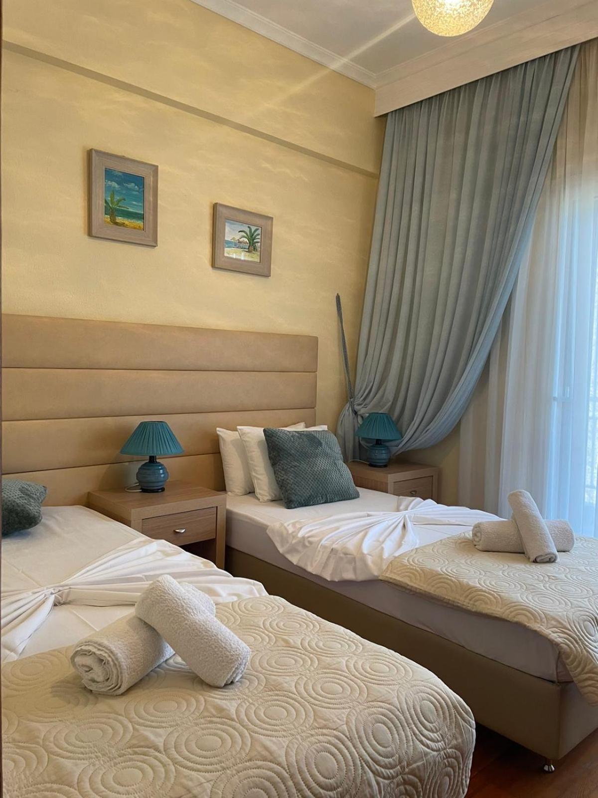 Maria Apartments Paralia Dionisiou Exterior foto