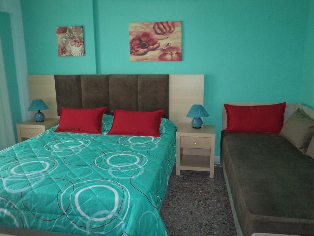 Maria Apartments Paralia Dionisiou Habitación foto